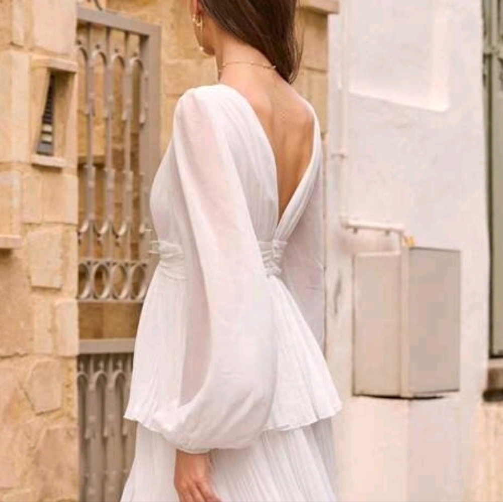 New Flowy Pleated Tiered Maxi Dress Bishop Long Sleeve White - Picture 7 of 11